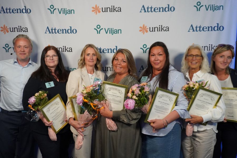 &Aring;rets regionala vinnare uppradade med sina diplom